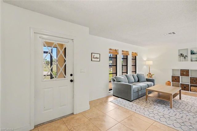7603 Laurel Valley RD, Fort Myers, FL 33967