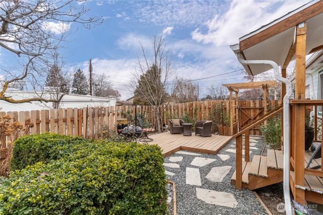 785 N Jerome Lane, East Wenatchee, WA 98802