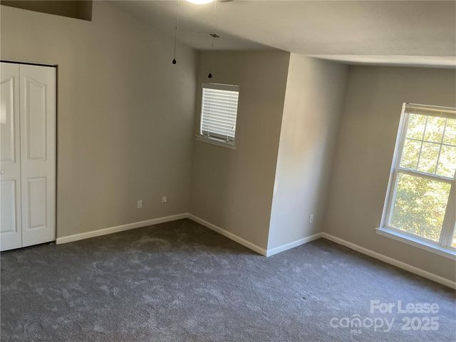 16952 Commons Creek Drive, Charlotte, NC 28277