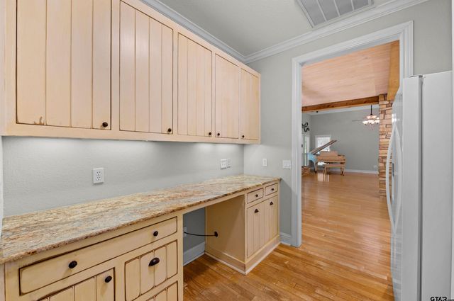 525 County Road 2317, Mineola, TX 75773