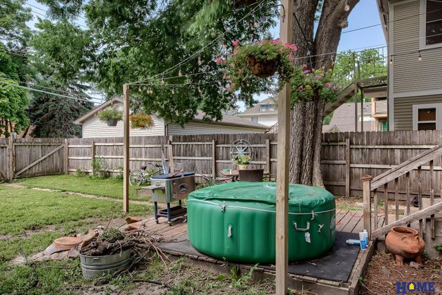 1727 D Street, Lincoln, NE 68502