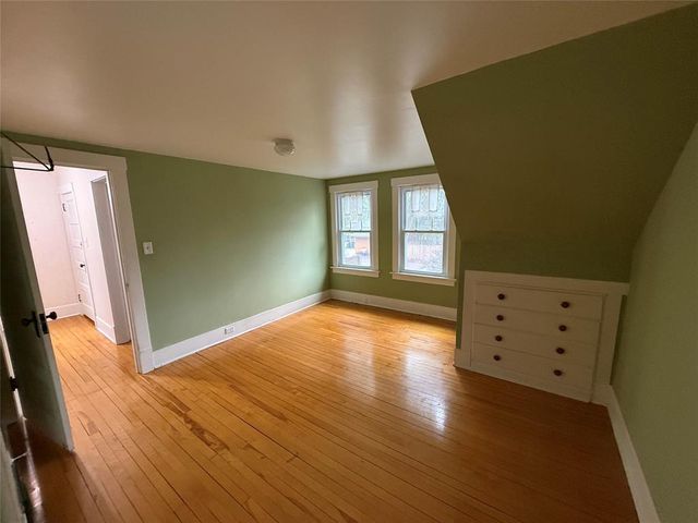 1524 Highland Avenue, Eau Claire, WI 54701