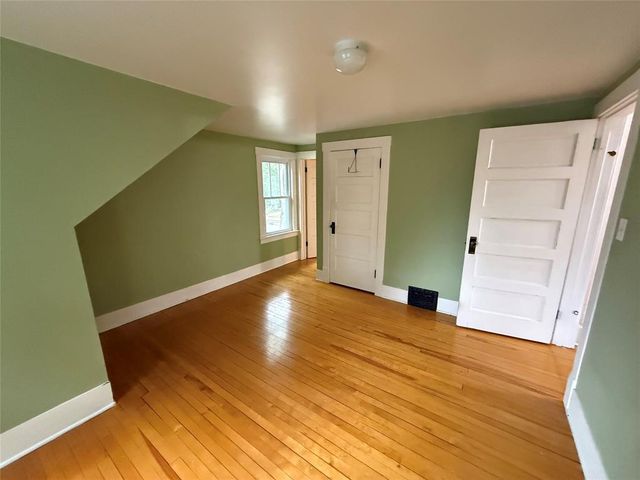 1524 Highland Avenue, Eau Claire, WI 54701