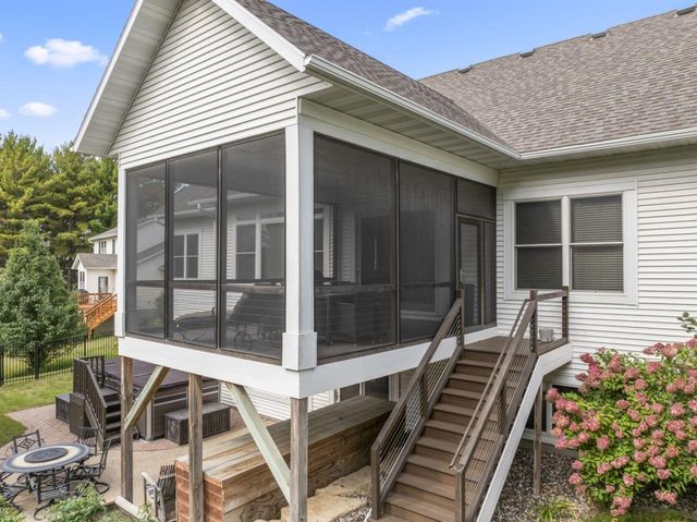 1522 Century Valley Road NE, Rochester, MN 55906