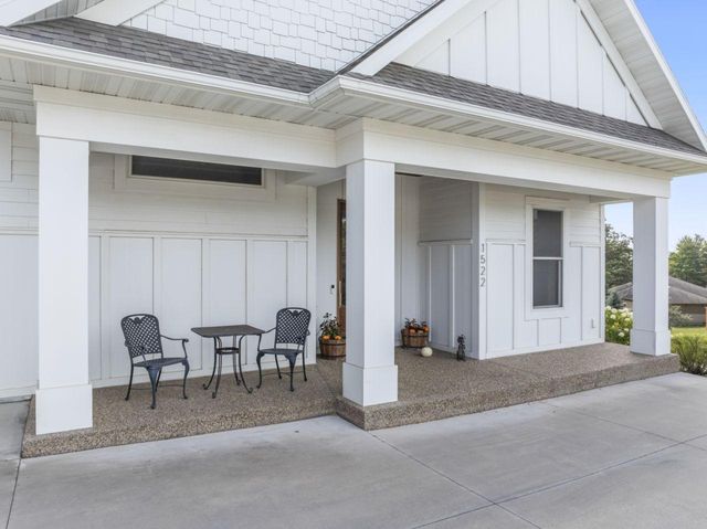 1522 Century Valley Road NE, Rochester, MN 55906