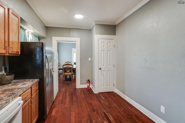 2011 MCGREGOR AVENUE, Wichita Falls, TX 76301