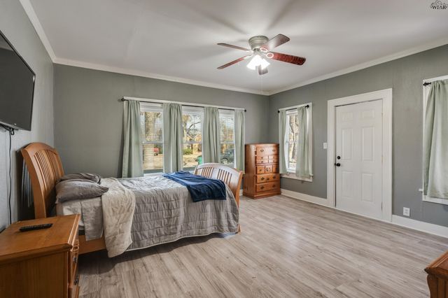 2011 MCGREGOR AVENUE, Wichita Falls, TX 76301