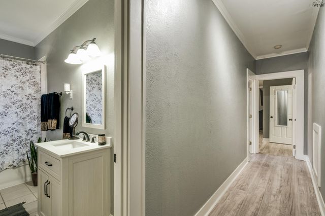 2011 MCGREGOR AVENUE, Wichita Falls, TX 76301