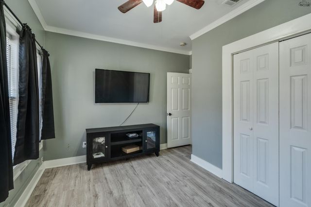 2011 MCGREGOR AVENUE, Wichita Falls, TX 76301