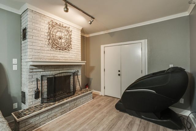 2011 MCGREGOR AVENUE, Wichita Falls, TX 76301