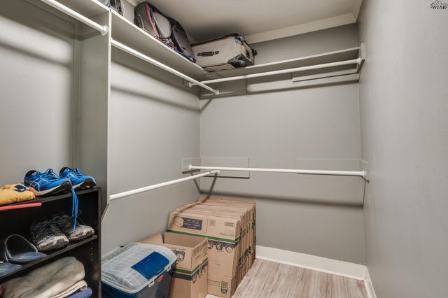 2011 MCGREGOR AVENUE, Wichita Falls, TX 76301