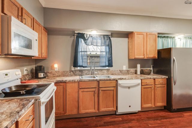 2011 MCGREGOR AVENUE, Wichita Falls, TX 76301