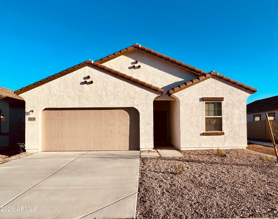 9614 W AGORA Lane, Tolleson, AZ 85353