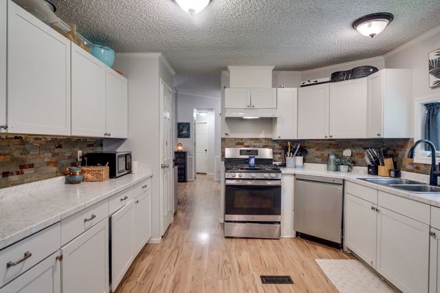 1075 Overlook Trl, Kingston Springs, TN 37082