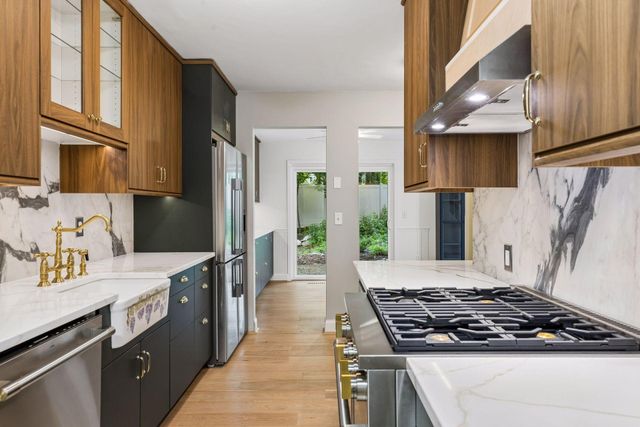 17700 Breconwood Road, Minnetonka, MN 55391