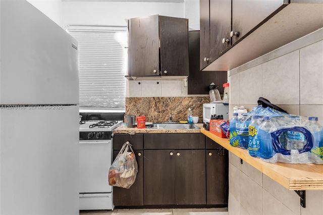 4727 NE 1st Court, Miami, FL 33137