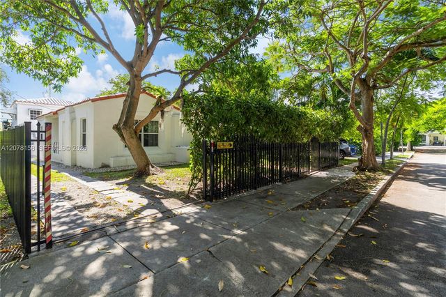4727 NE 1st Court, Miami, FL 33137