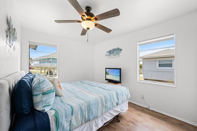 12927 Buccaneer Parkway, Freeport, TX 77541
