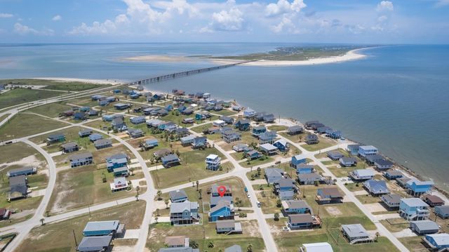 12927 Buccaneer Parkway, Freeport, TX 77541