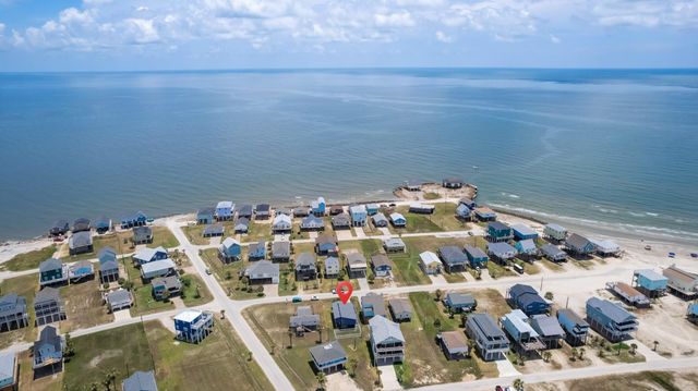 12927 Buccaneer Parkway, Freeport, TX 77541
