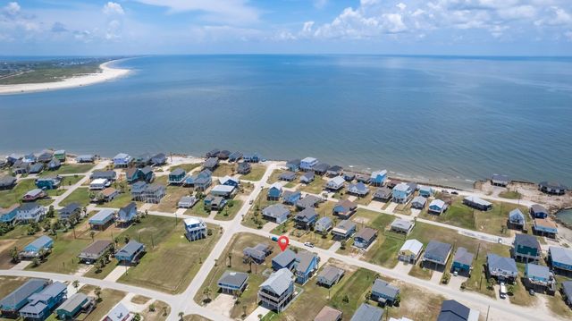 12927 Buccaneer Parkway, Freeport, TX 77541