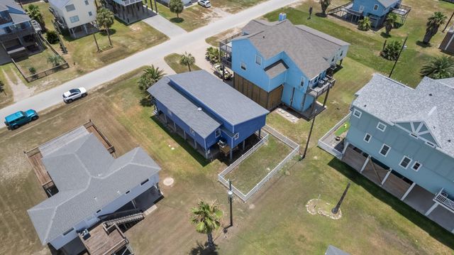 12927 Buccaneer Parkway, Freeport, TX 77541