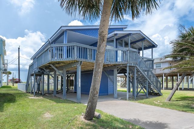 12927 Buccaneer Parkway, Freeport, TX 77541