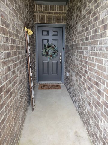 2031 Canterbury Drive, Seagoville, TX 75159