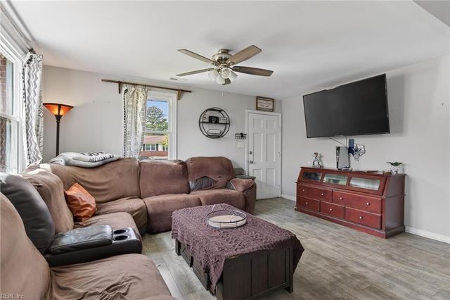 1305 Yeadon RD, Chesapeake, VA 23324