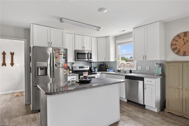 1305 Yeadon RD, Chesapeake, VA 23324
