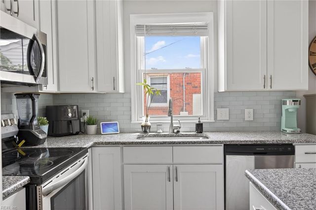 1305 Yeadon RD, Chesapeake, VA 23324