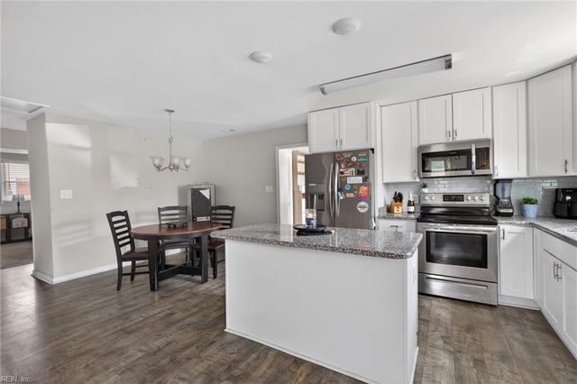 1305 Yeadon RD, Chesapeake, VA 23324