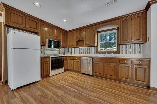 1670 Huntington Drive, Marietta, GA 30066