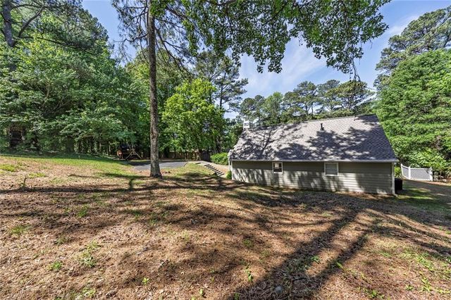 1670 Huntington Drive, Marietta, GA 30066