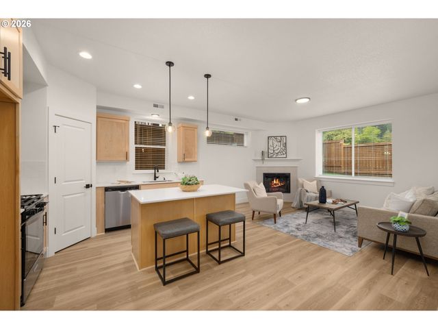 19942 Sw Bernhardt Dr L-6, Beaverton, OR 97007
