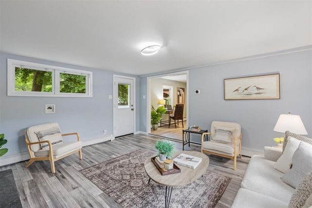 25 Charles St, Dracut, MA 01826