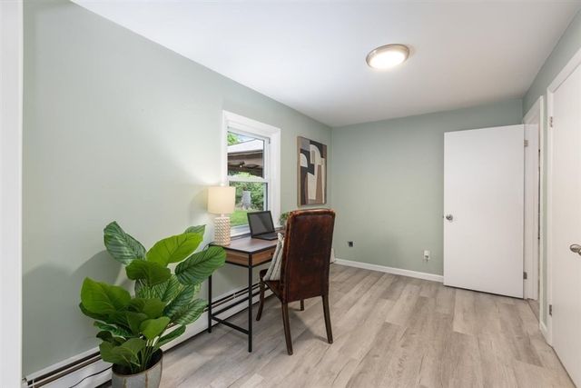 25 Charles St, Dracut, MA 01826
