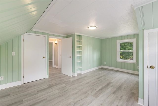 25 Charles St, Dracut, MA 01826