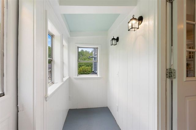 25 Charles St, Dracut, MA 01826