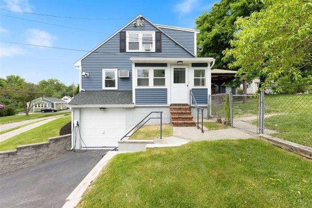 25 Charles St, Dracut, MA 01826
