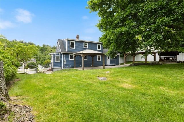 25 Charles St, Dracut, MA 01826