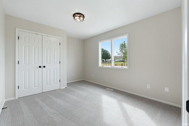 3321 Rivulet Run, Fort Wayne, IN 46818