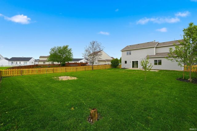 3321 Rivulet Run, Fort Wayne, IN 46818