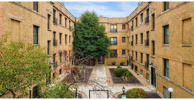 724 W Roscoe Street 1N, Chicago, IL 60657