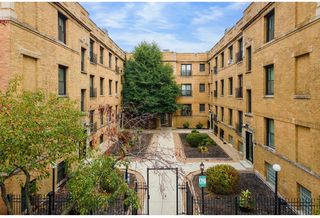 724 W Roscoe Street 1N, Chicago, IL 60657