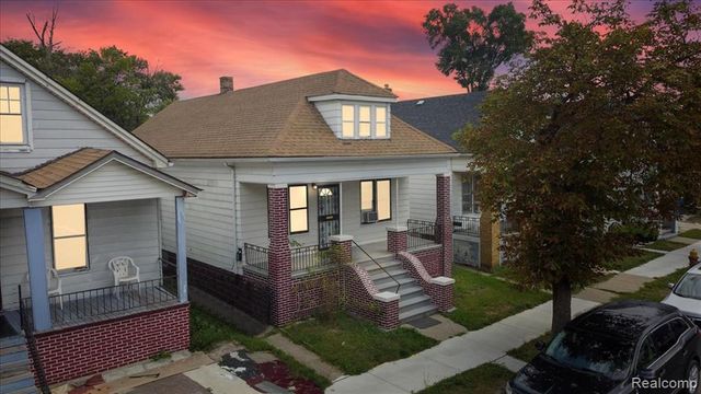 12660 Gallagher Street, Detroit, MI 48212