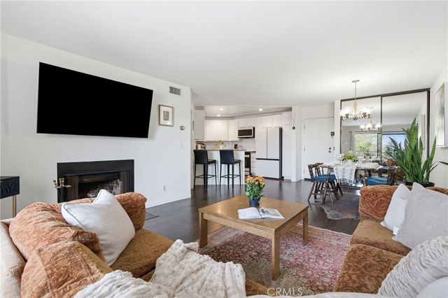 4260 Via Arbolada 205, Los Angeles, CA 90042