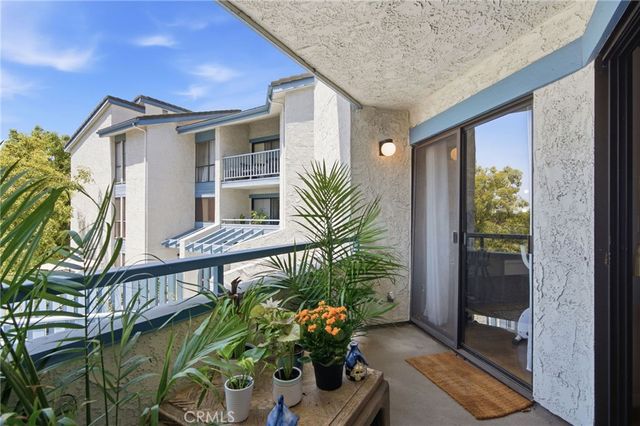 4260 Via Arbolada 205, Los Angeles, CA 90042