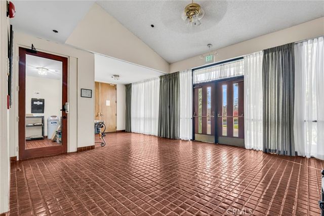 4260 Via Arbolada 205, Los Angeles, CA 90042