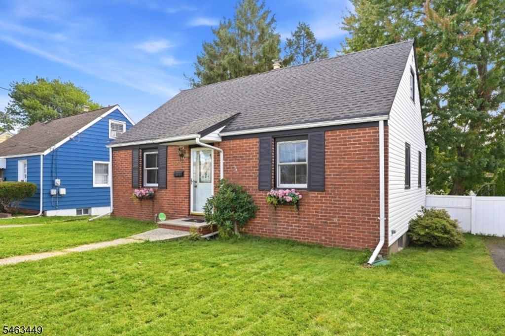 211 Martin Ave, Clifton City, NJ 07012 — photo 4